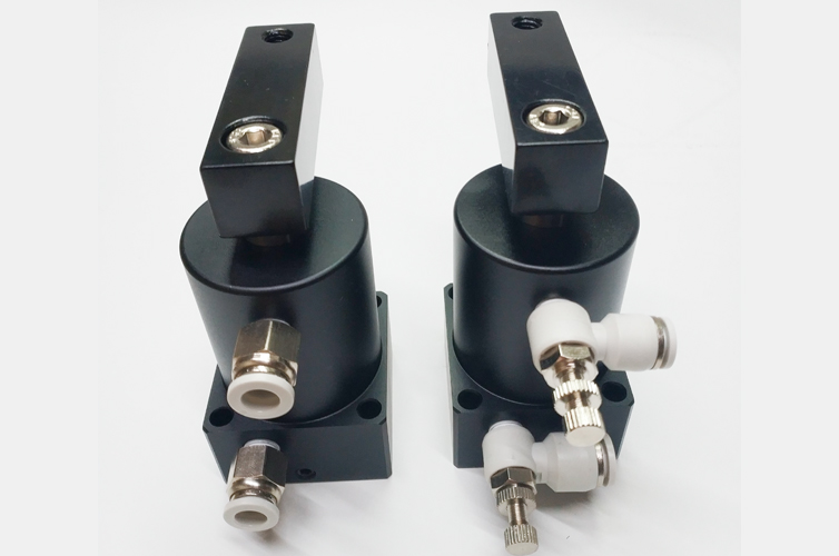 SRC转角下压气缸